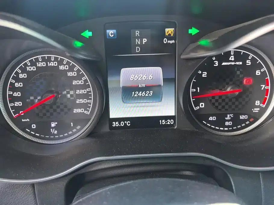 2017 Mercedes-Benz GLC AMG 43 4MATIC — миниатюра 14