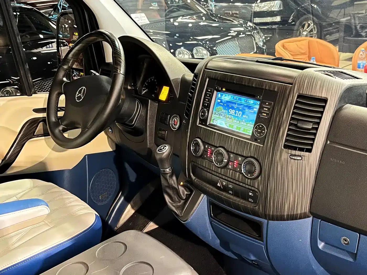 2015 Sprinter 3.5L Automatic — миниатюра 12