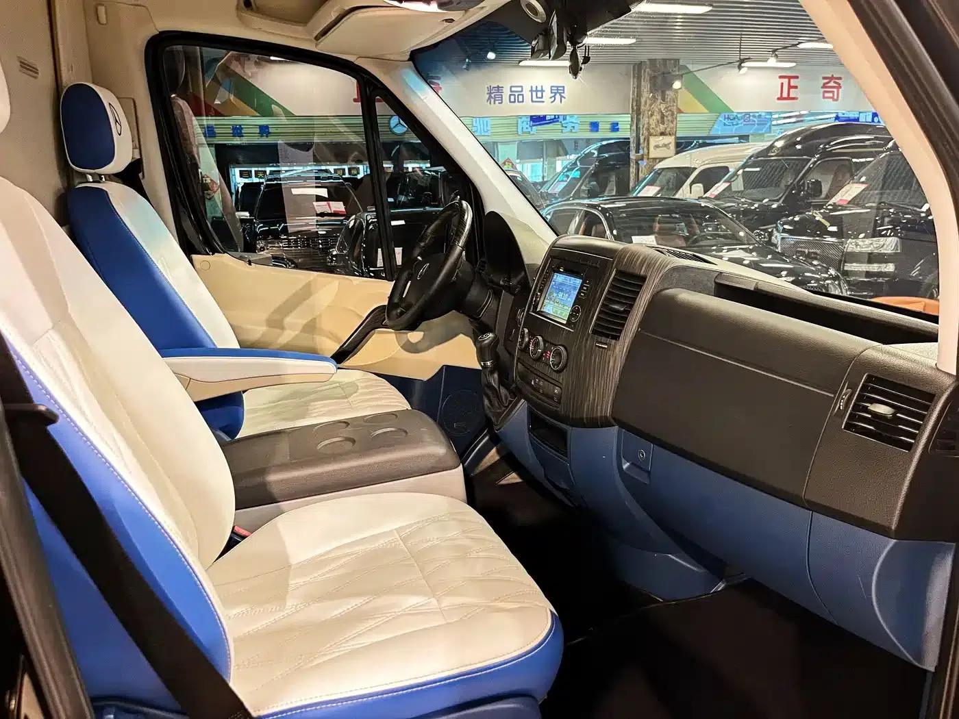 2015 Sprinter 3.5L Automatic — миниатюра 13