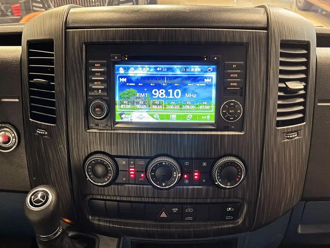 2015 Sprinter 3.5L Automatic — миниатюра 17