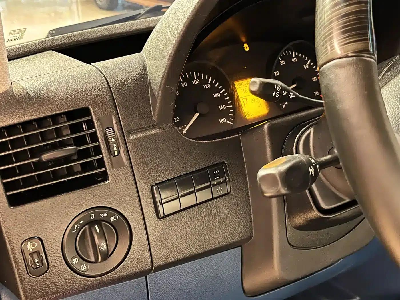 2015 Sprinter 3.5L Automatic — миниатюра 10