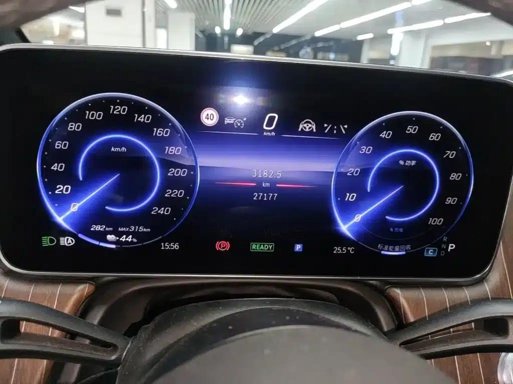 Mercedes-Benz EQE SUV 2024 500 4MATIC Luxury Edition — миниатюра 12