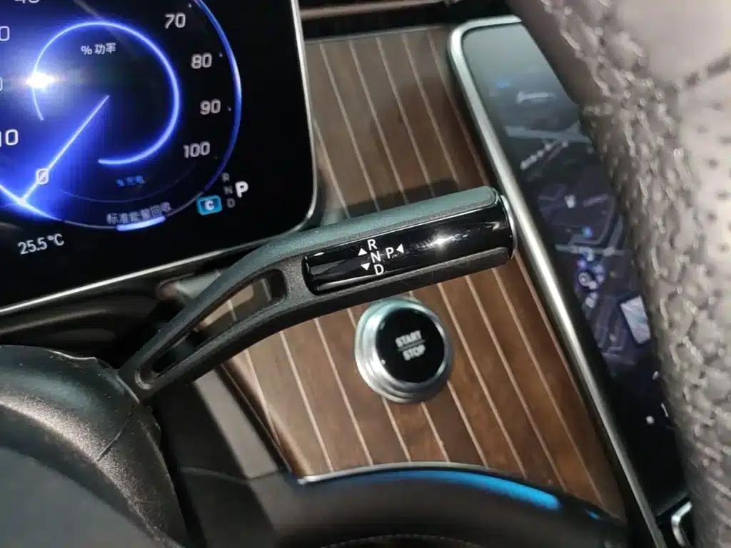 Mercedes-Benz EQE SUV 2024 500 4MATIC Luxury Edition — миниатюра 14