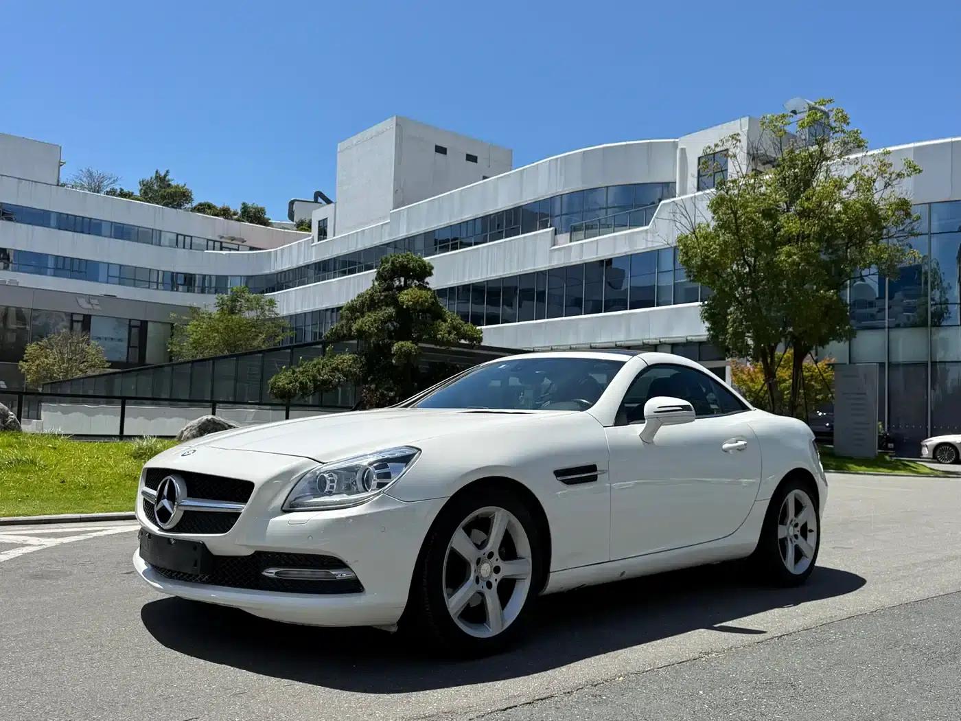 Mercedes-Benz SLK-Class 2011 SLK 200 Fashion Edition — миниатюра 1