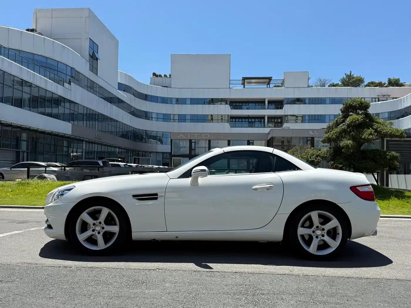 Mercedes-Benz SLK-Class 2011 SLK 200 Fashion Edition — миниатюра 12