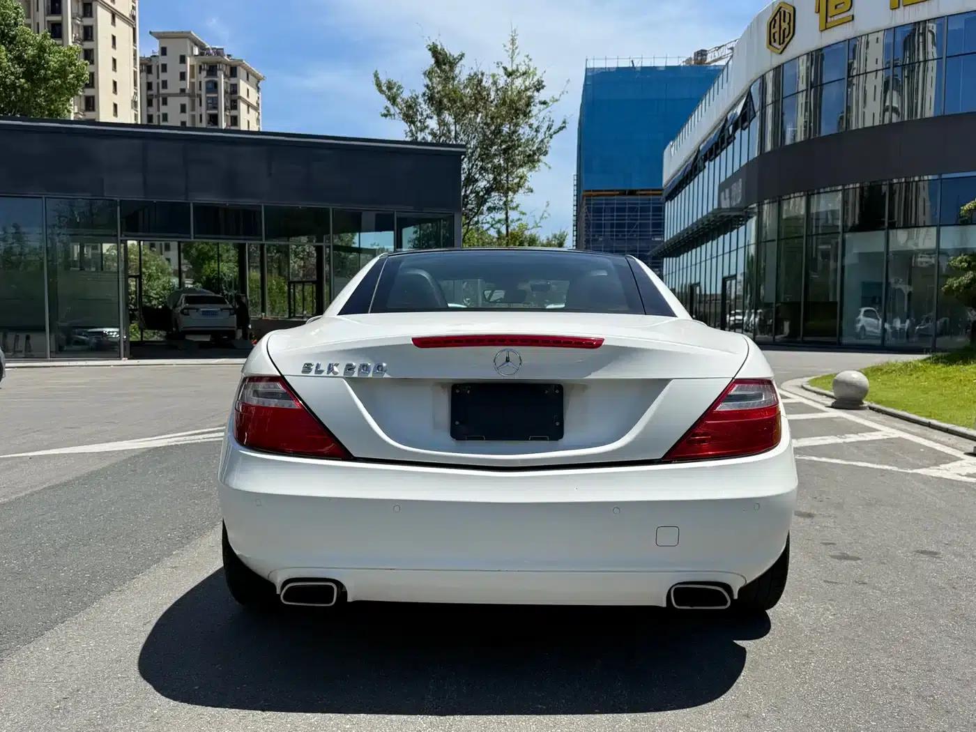 Mercedes-Benz SLK-Class 2011 SLK 200 Fashion Edition — миниатюра 10