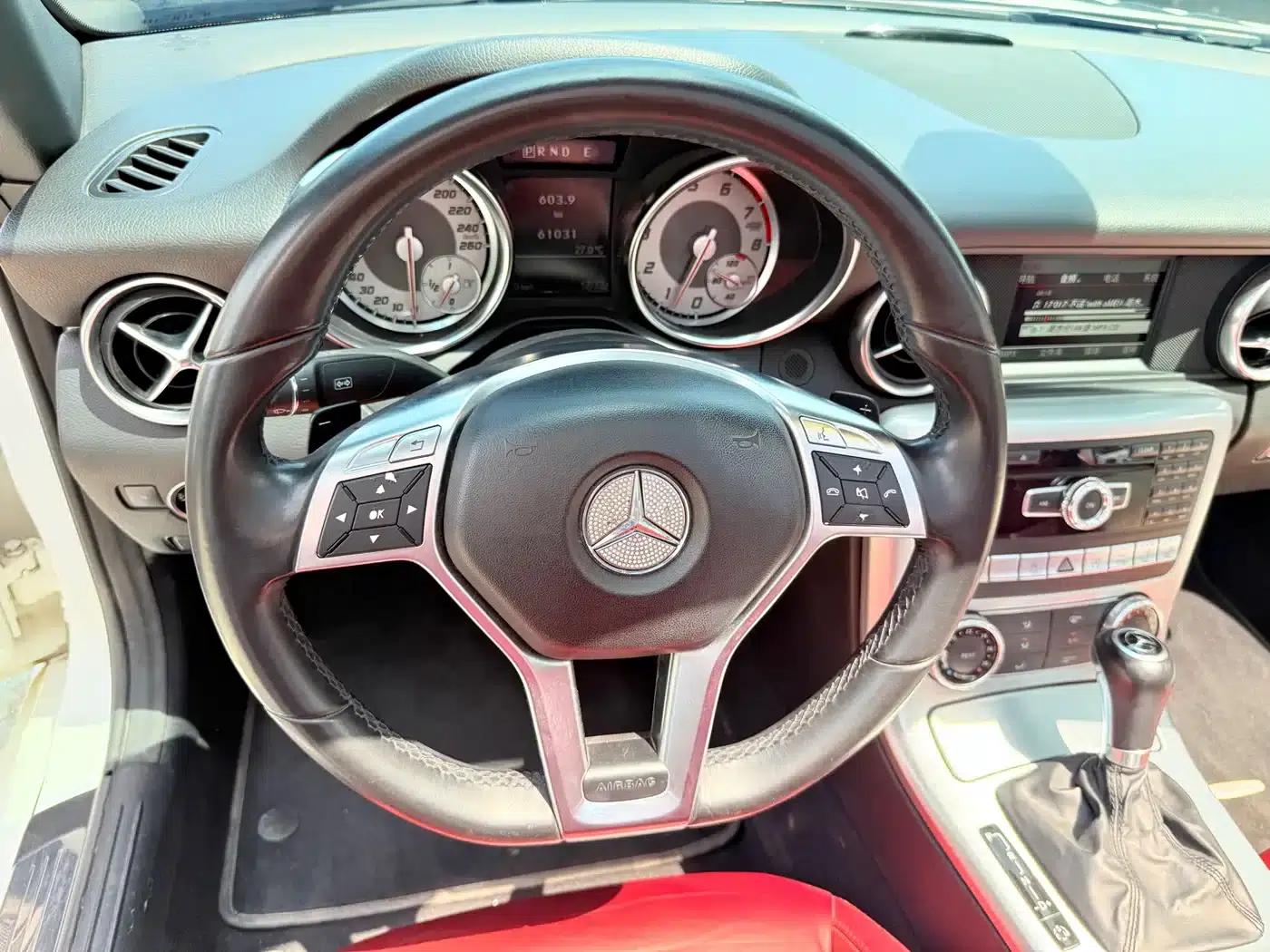 Mercedes-Benz SLK-Class 2011 SLK 200 Fashion Edition — миниатюра 14