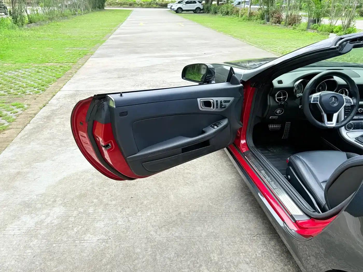 Mercedes-Benz SLK-Class 2011 SLK 200 Fashion Edition — миниатюра 11