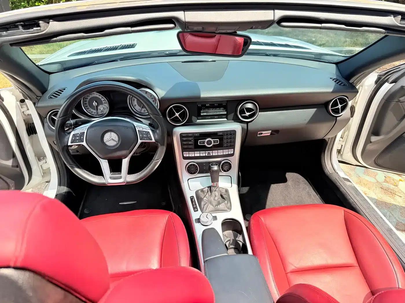 Mercedes-Benz SLK-Class 2011 SLK 200 Fashion Edition — миниатюра 13