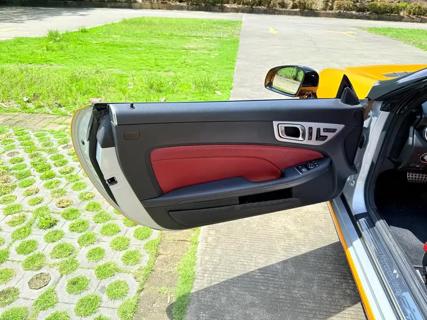 Mercedes-Benz SLK-Class 2011 SLK 200 Fashion Edition — миниатюра 10