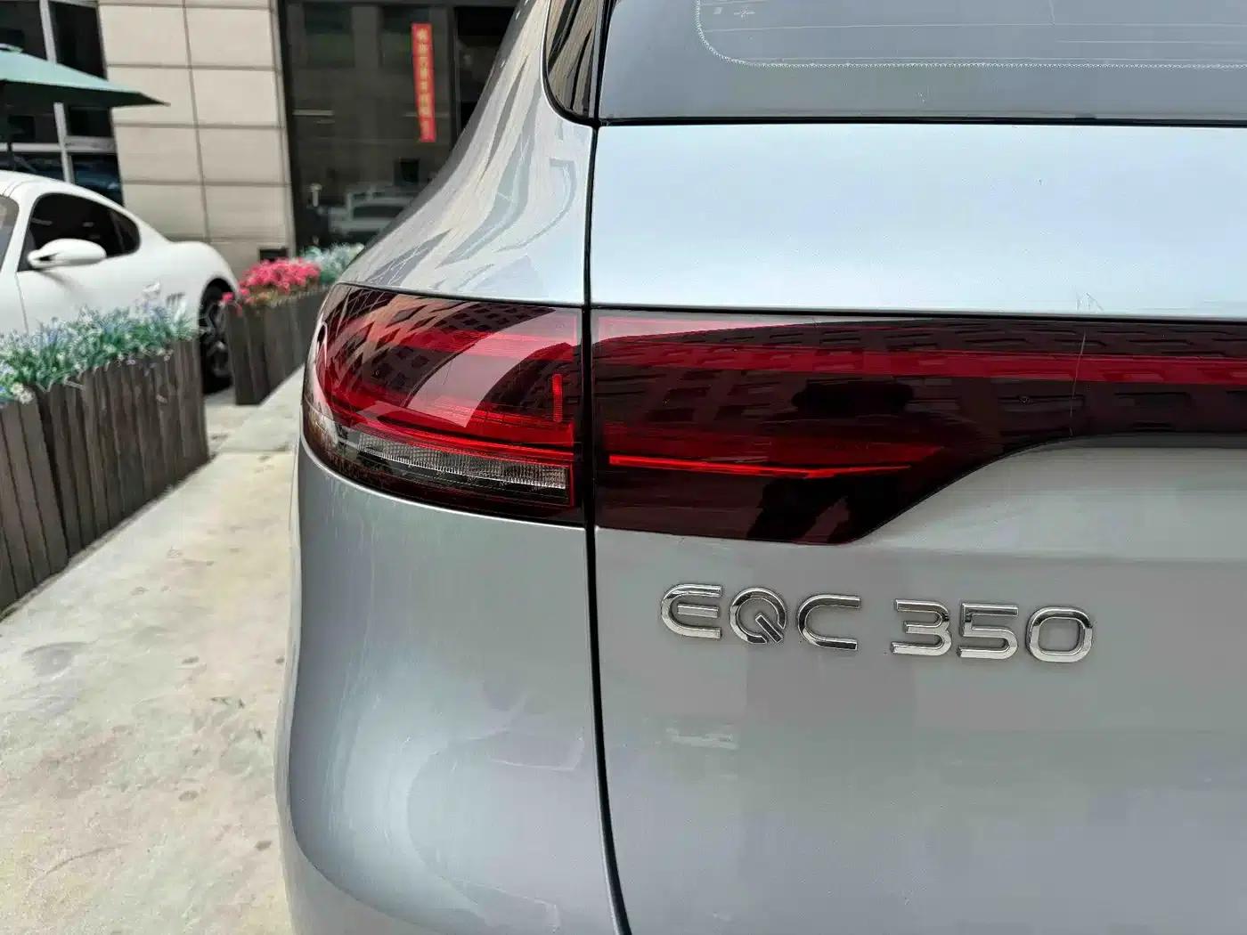 Mercedes-Benz EQC 2021 Model EQC 350 4MATIC — миниатюра 14
