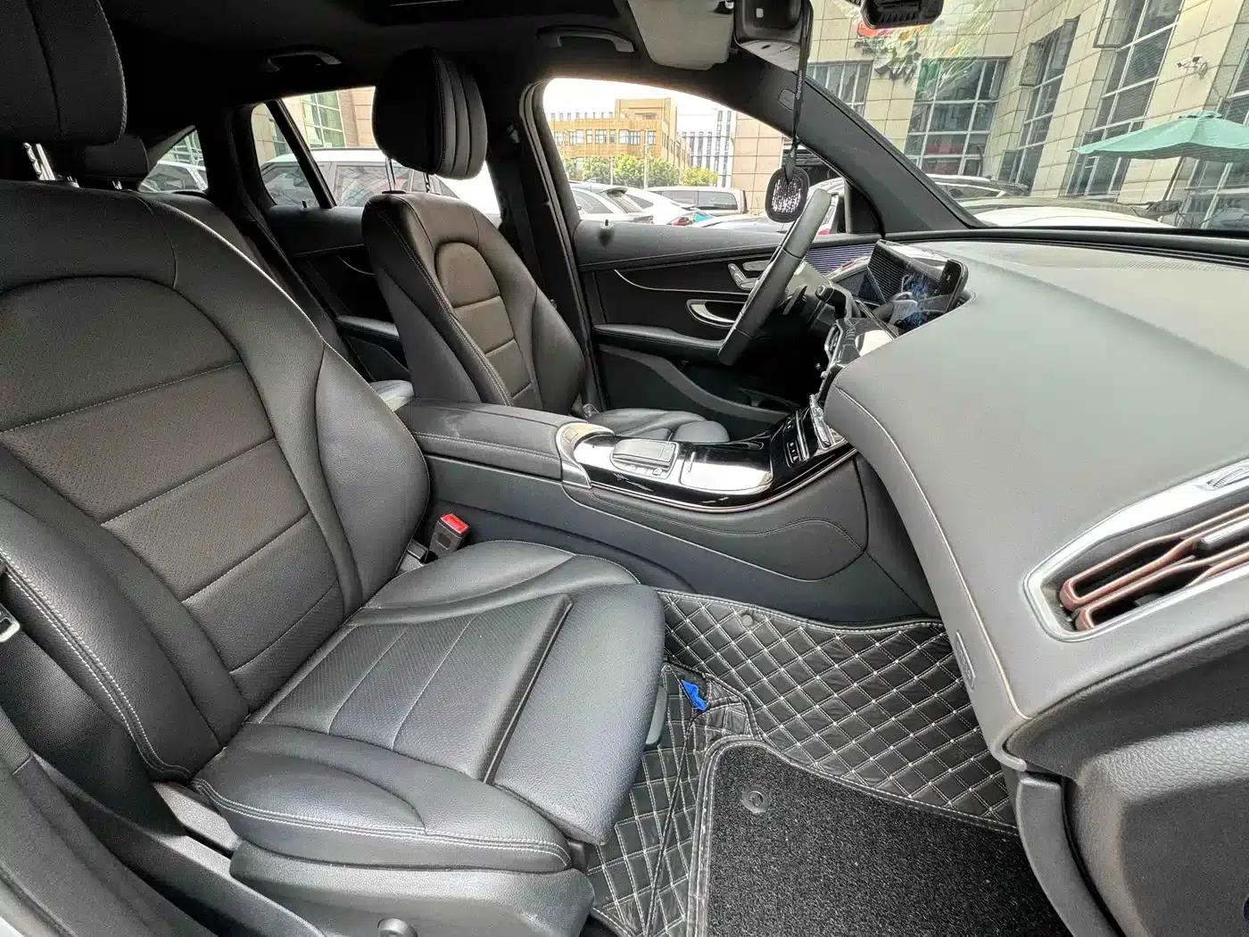 Mercedes-Benz EQC 2021 Model EQC 350 4MATIC — миниатюра 17