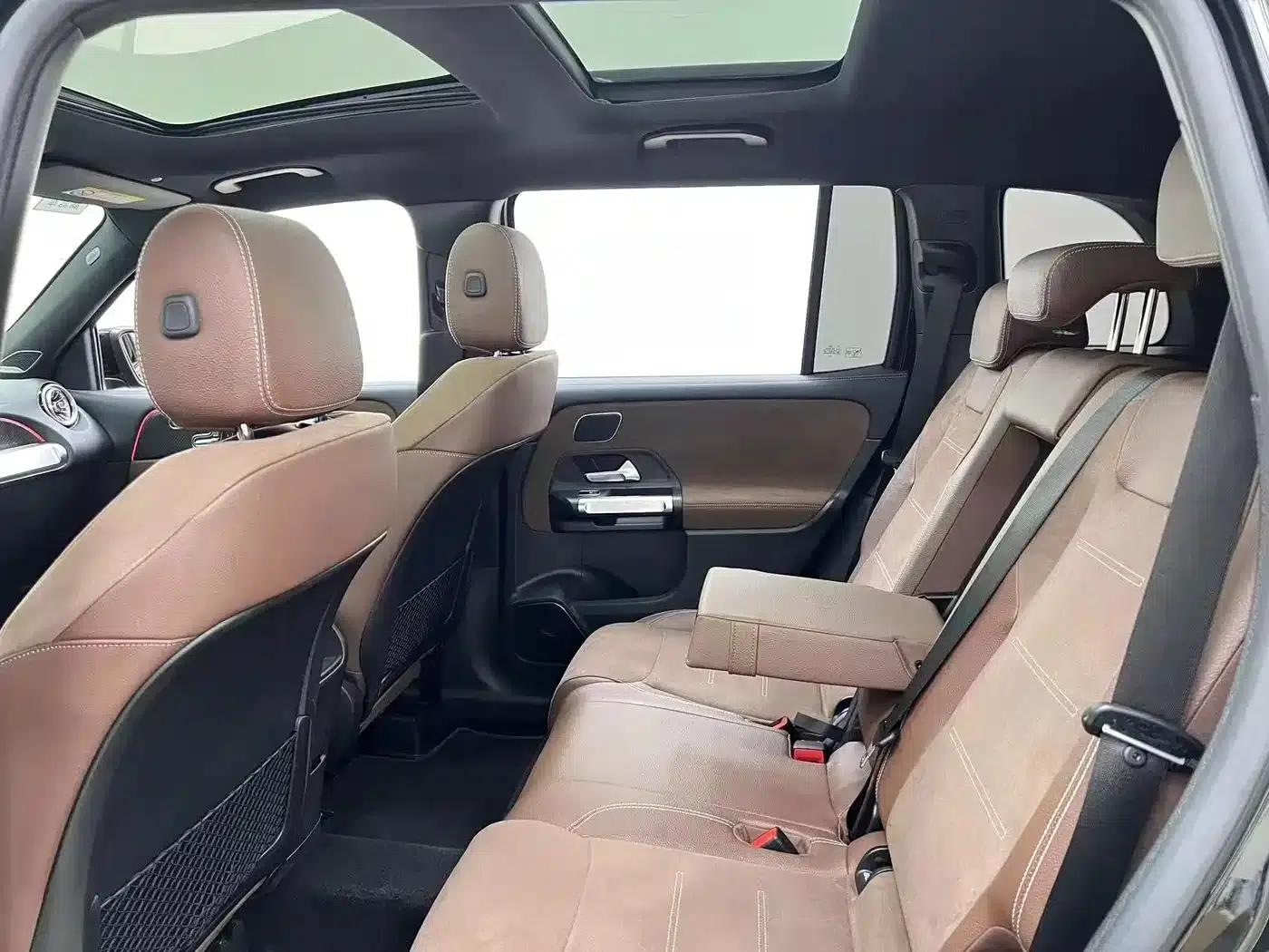 2024 Mercedes-Benz GLB AMG 35 4MATIC — миниатюра 17