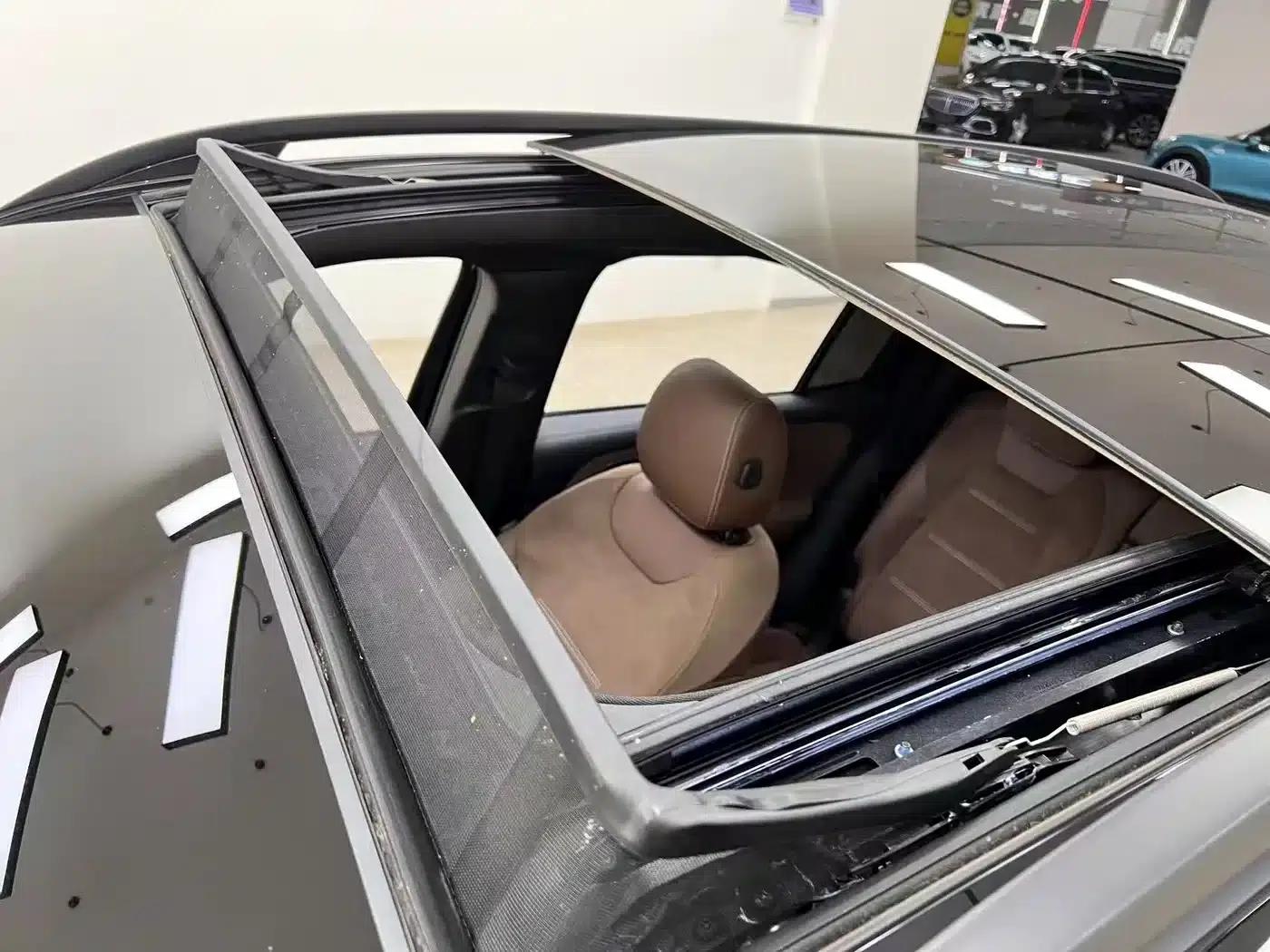 2024 Mercedes-Benz GLB AMG 35 4MATIC — миниатюра 25
