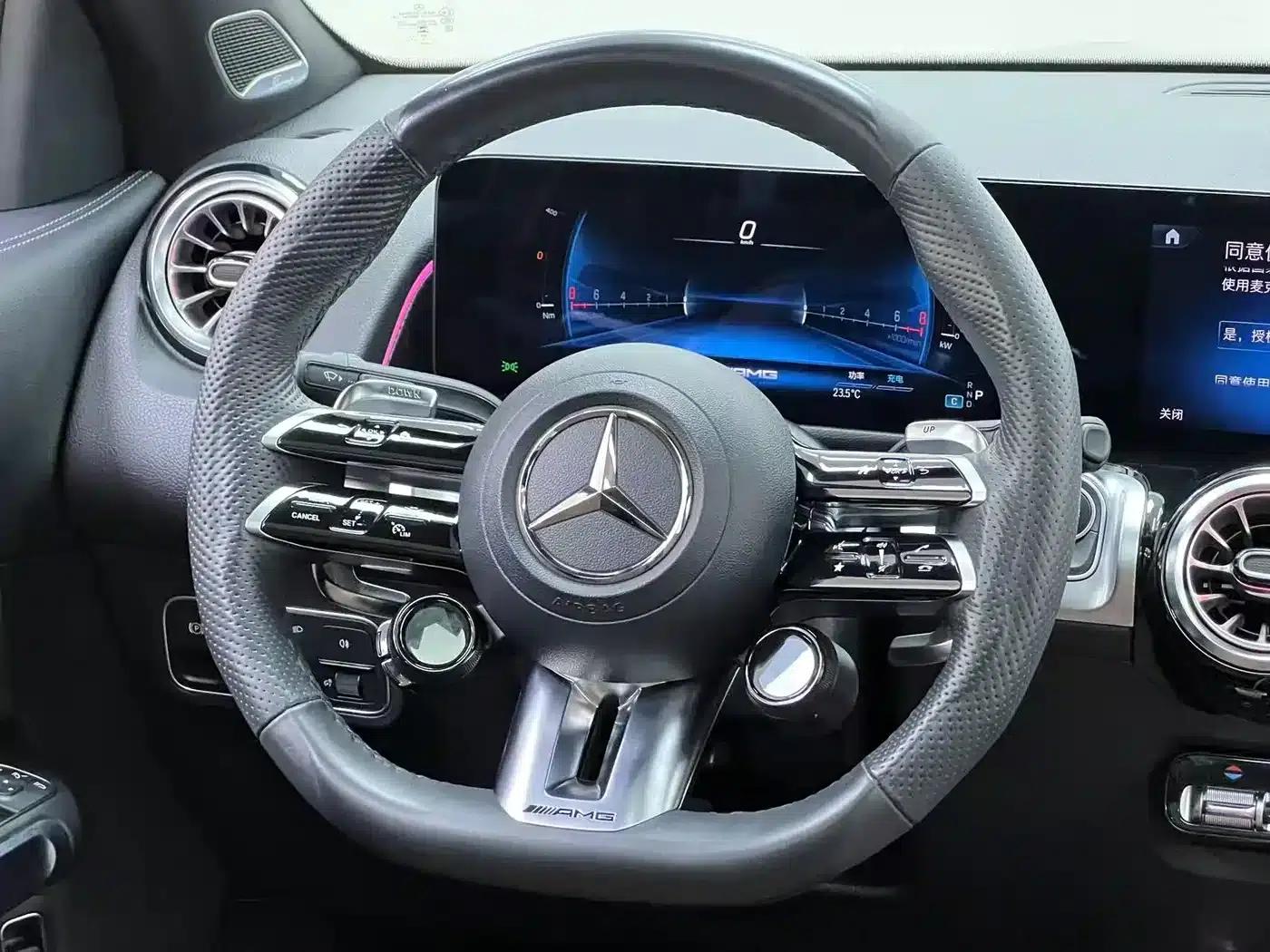 2024 Mercedes-Benz GLB AMG 35 4MATIC — миниатюра 27