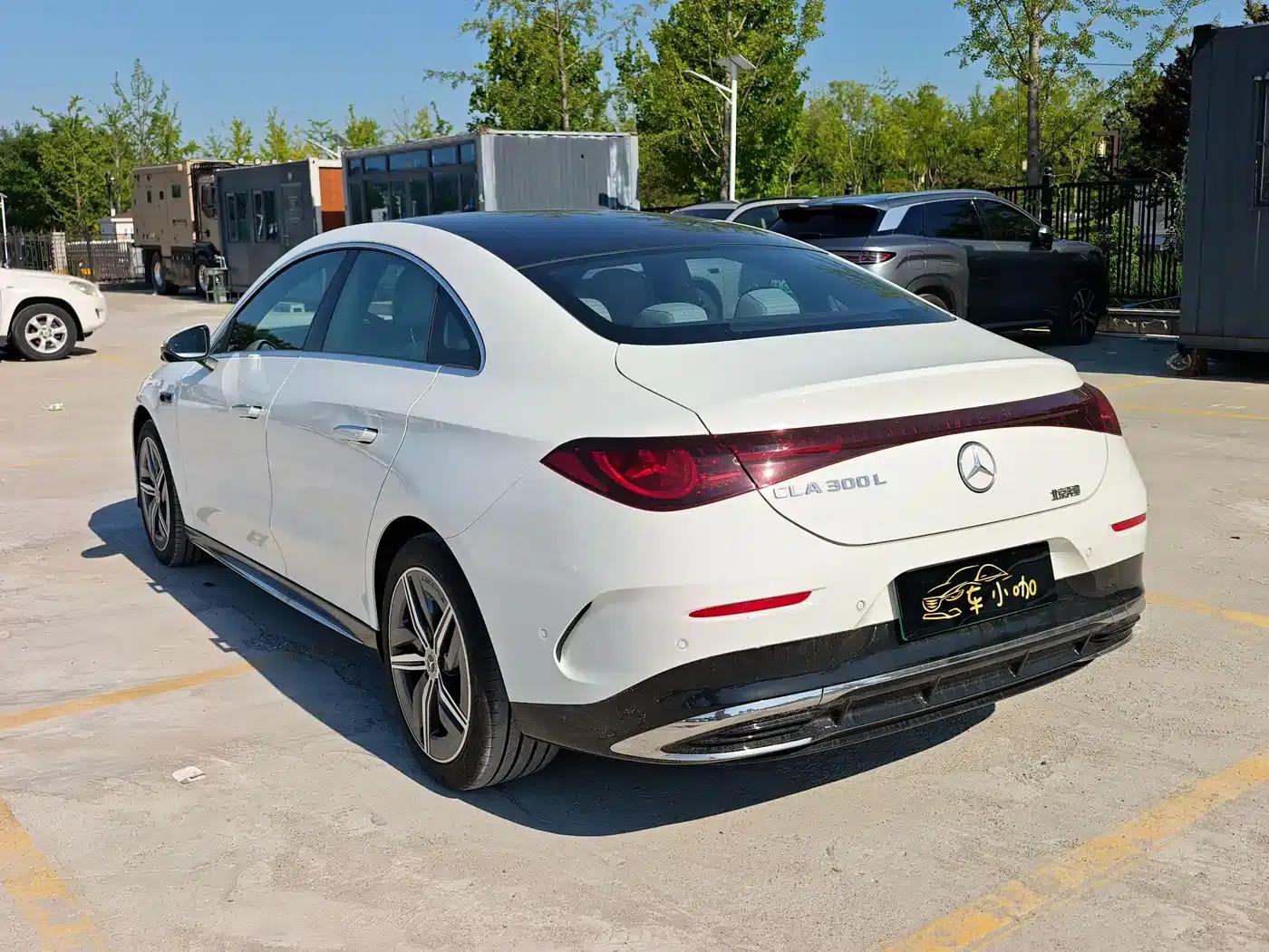 Mercedes-Benz CLA PHEV 2025 300L Ultra-Long Range Champion Limited Edition — миниатюра 4