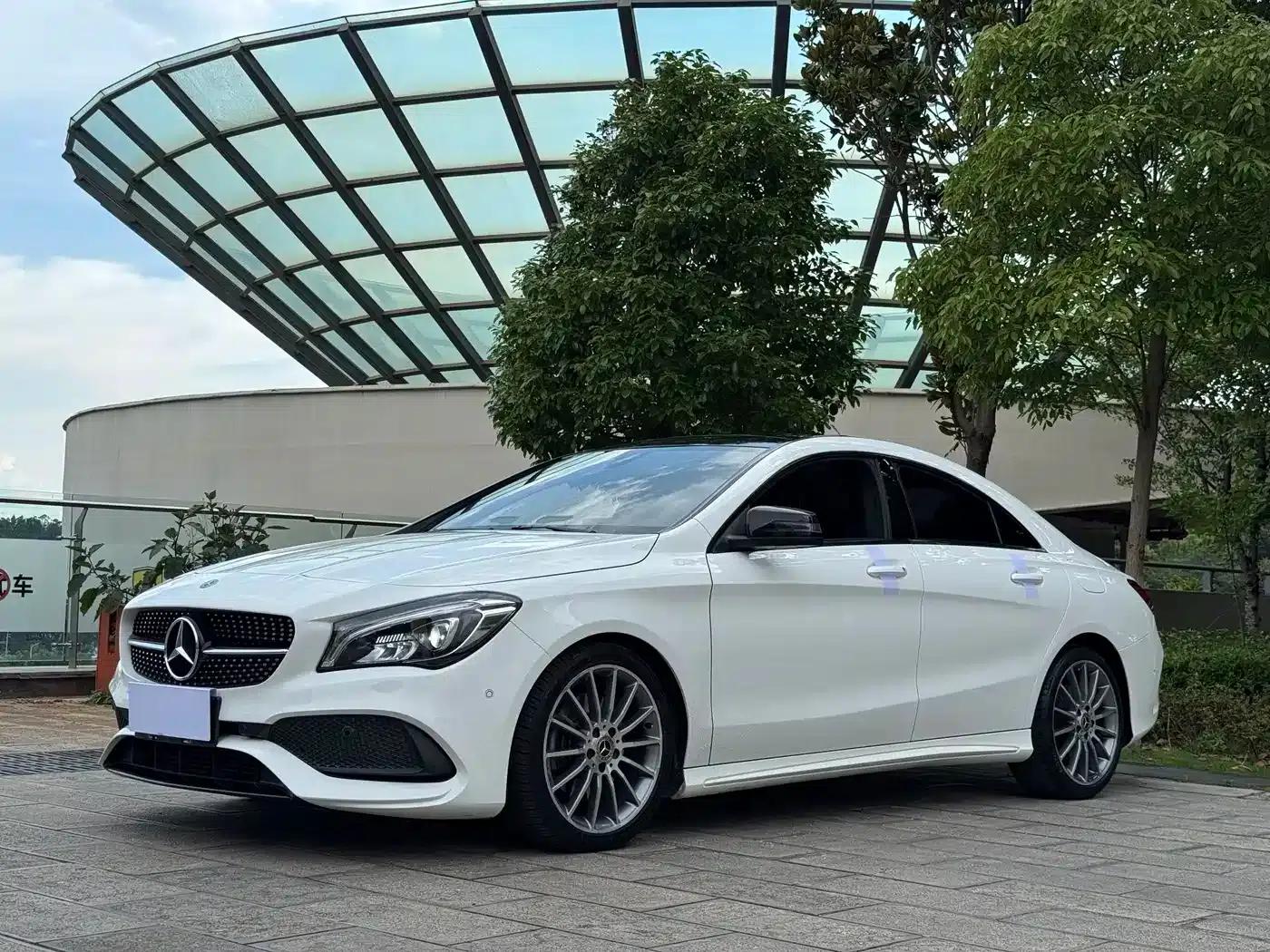 Imported Mercedes-Benz CLA 2018 CLA 220 4MATIC — миниатюра 1