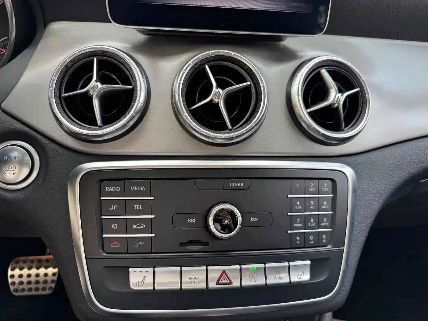 Imported Mercedes-Benz CLA 2018 CLA 220 4MATIC — миниатюра 15