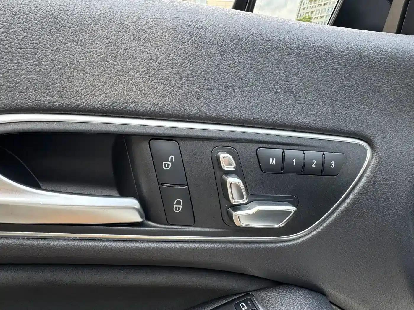 Imported Mercedes-Benz CLA 2018 CLA 220 4MATIC — миниатюра 20