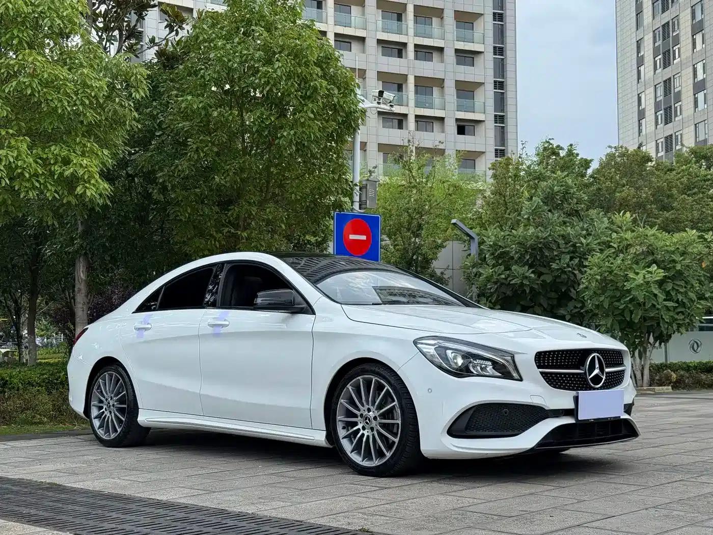 Imported Mercedes-Benz CLA 2018 CLA 220 4MATIC — миниатюра 3