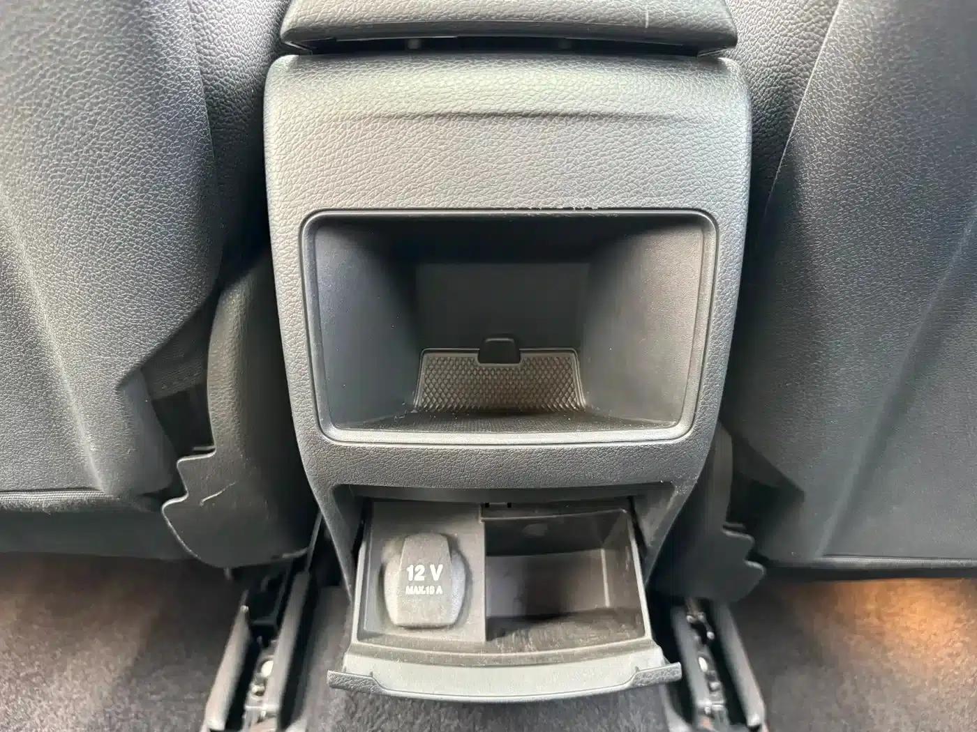 Imported Mercedes-Benz CLA 2018 CLA 220 4MATIC — миниатюра 26
