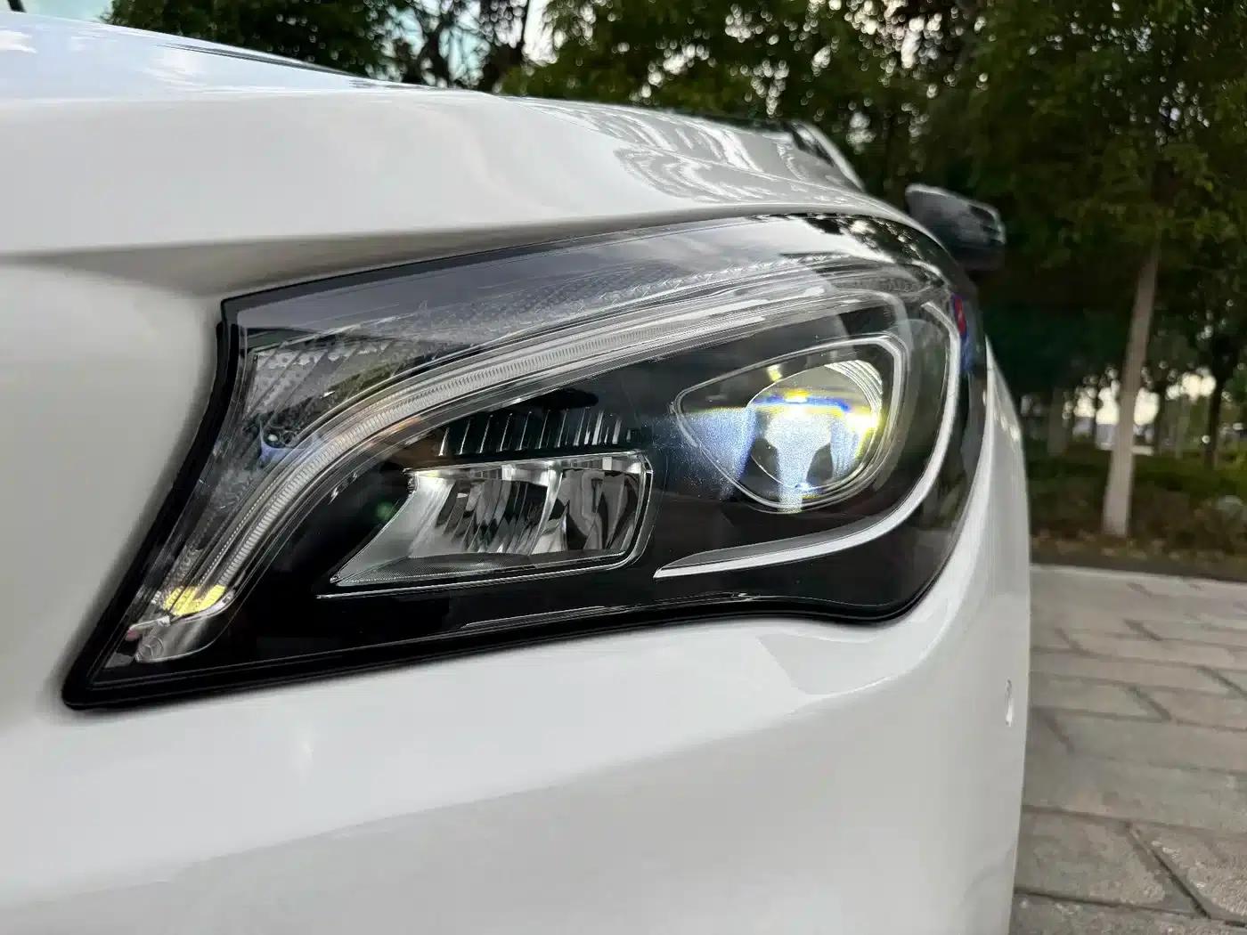 Imported Mercedes-Benz CLA 2018 CLA 220 4MATIC — миниатюра 30