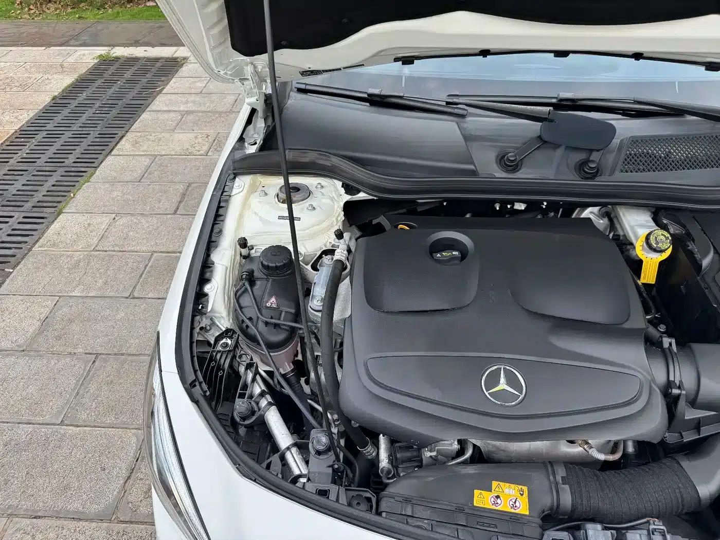 Imported Mercedes-Benz CLA 2018 CLA 220 4MATIC — миниатюра 36