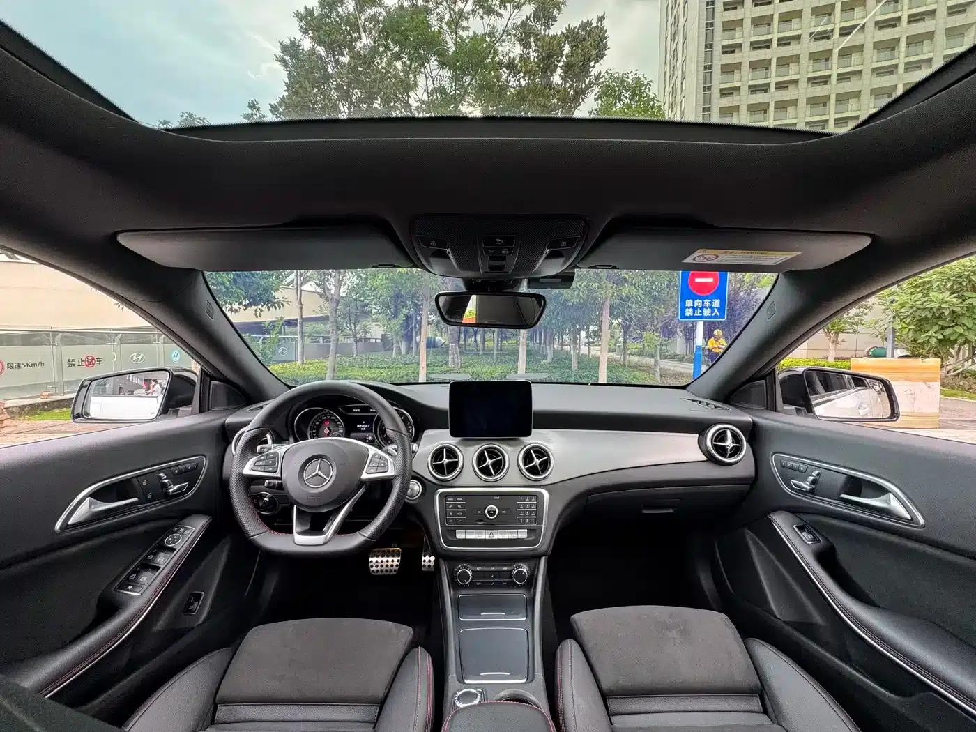 Imported Mercedes-Benz CLA 2018 CLA 220 4MATIC — миниатюра 5