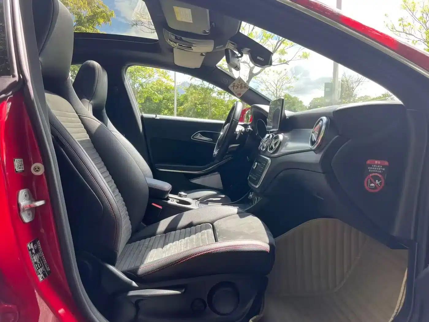 Imported Mercedes-Benz CLA 2015 CLA 220 4MATIC — миниатюра 10