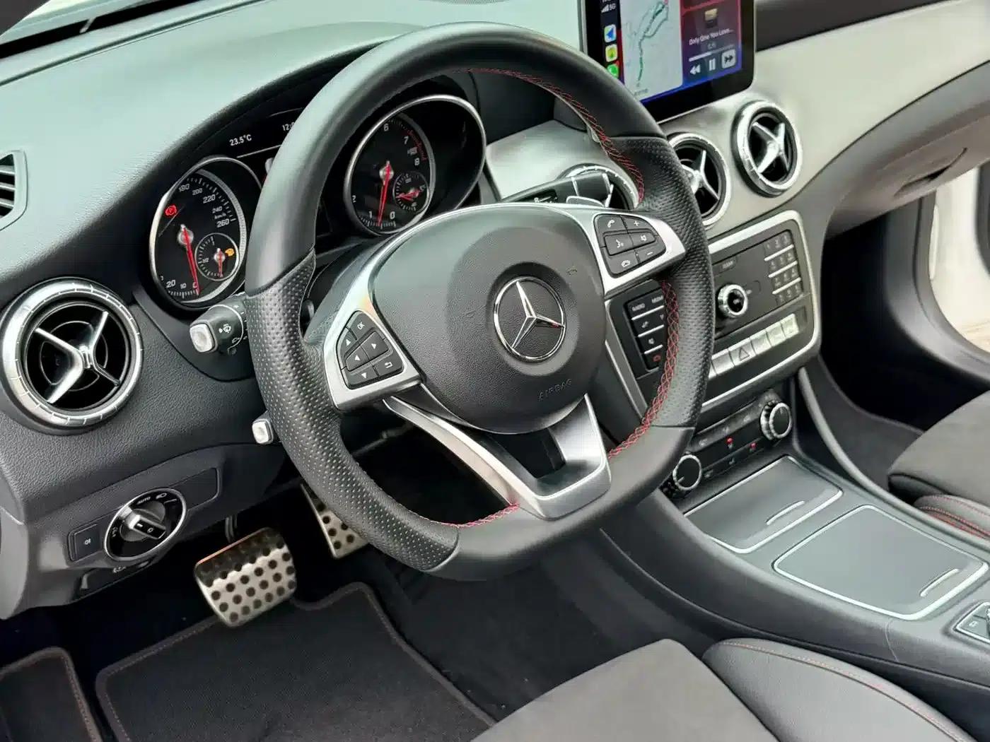 Mercedes-Benz CLA (Imported) 2018 CLA 220 4MATIC — миниатюра 4