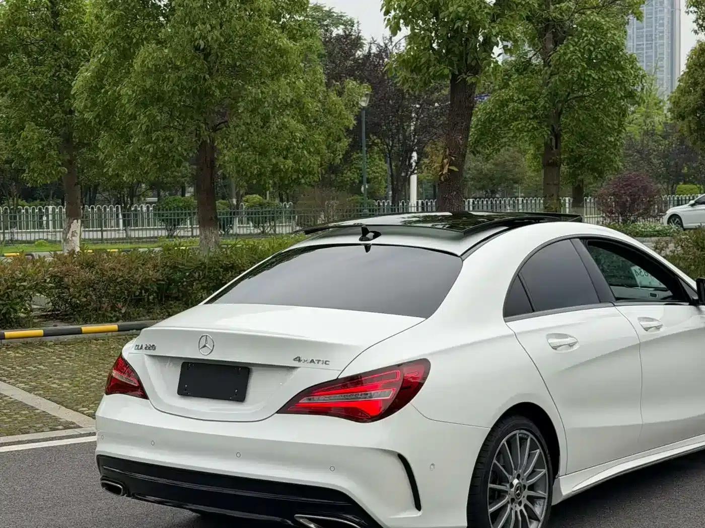 Mercedes-Benz CLA (Imported) 2018 CLA 220 4MATIC — миниатюра 8