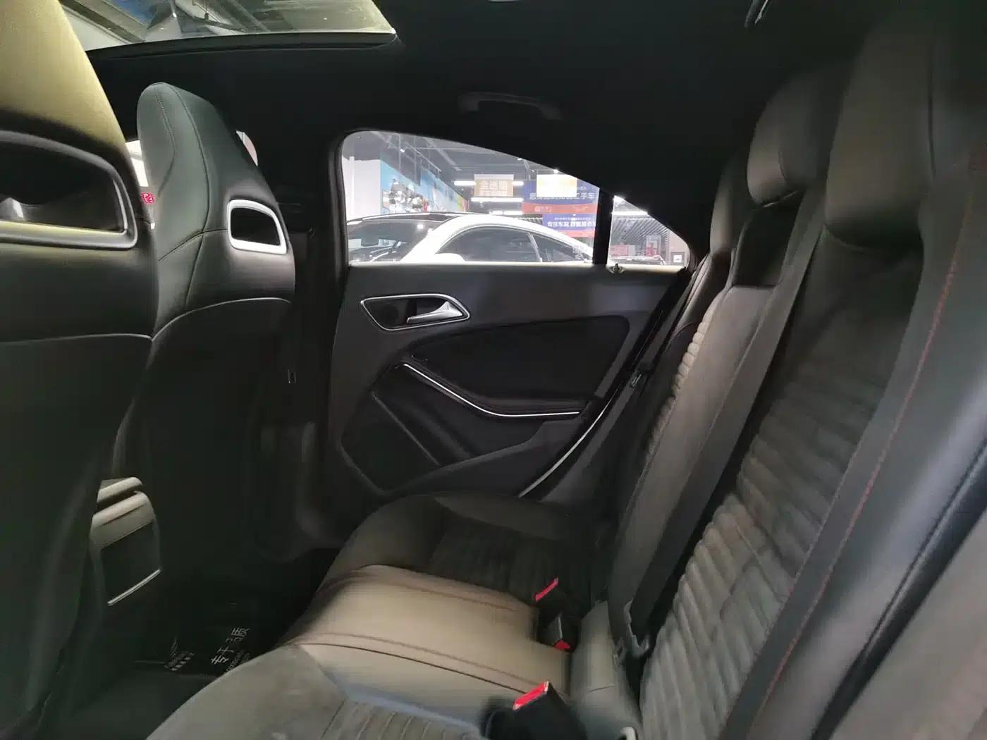 Imported Mercedes-Benz CLA 2016 CLA 220 4MATIC — миниатюра 11