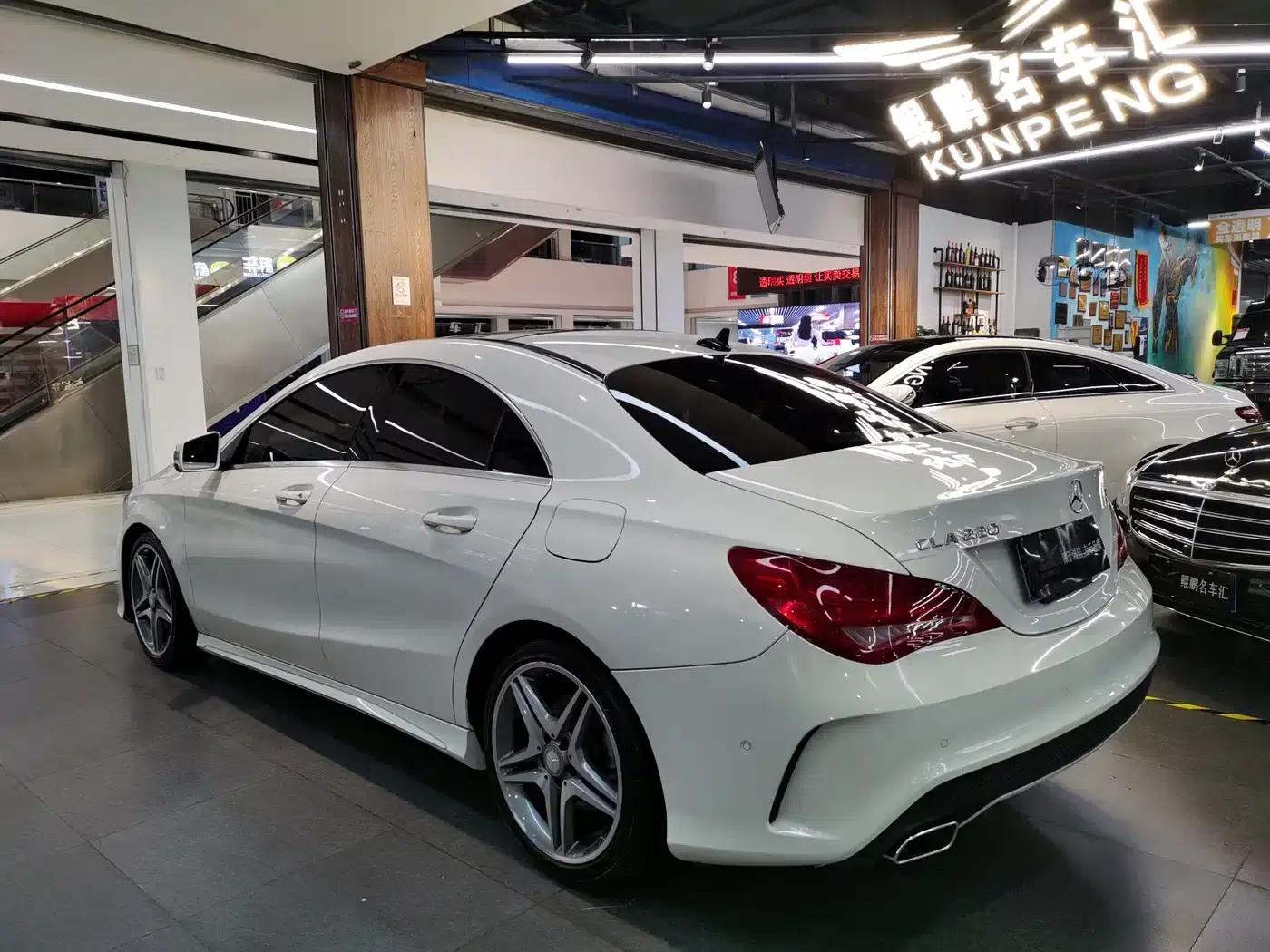 Imported Mercedes-Benz CLA 2016 CLA 220 4MATIC — миниатюра 3