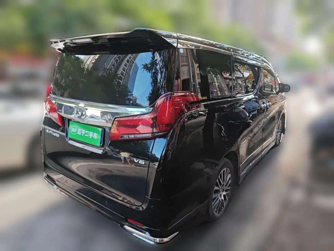 Toyota Alphard 2015 3.5L Luxury Edition — миниатюра 6