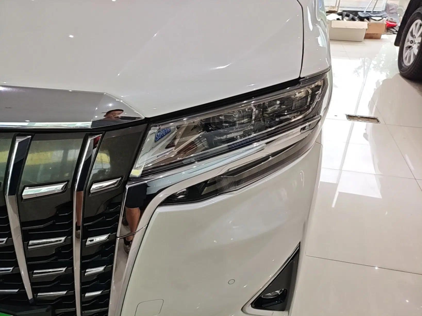 Toyota Alphard 2018 Revised Version 3.5L Premium Edition — миниатюра 8