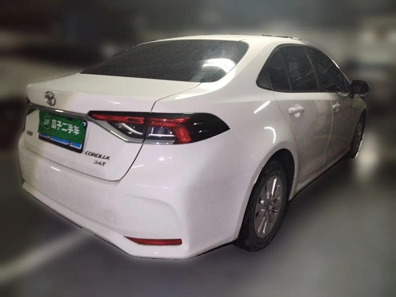 Toyota Corolla 2019 1.2T S-CVT GL Pioneer Edition — миниатюра 6