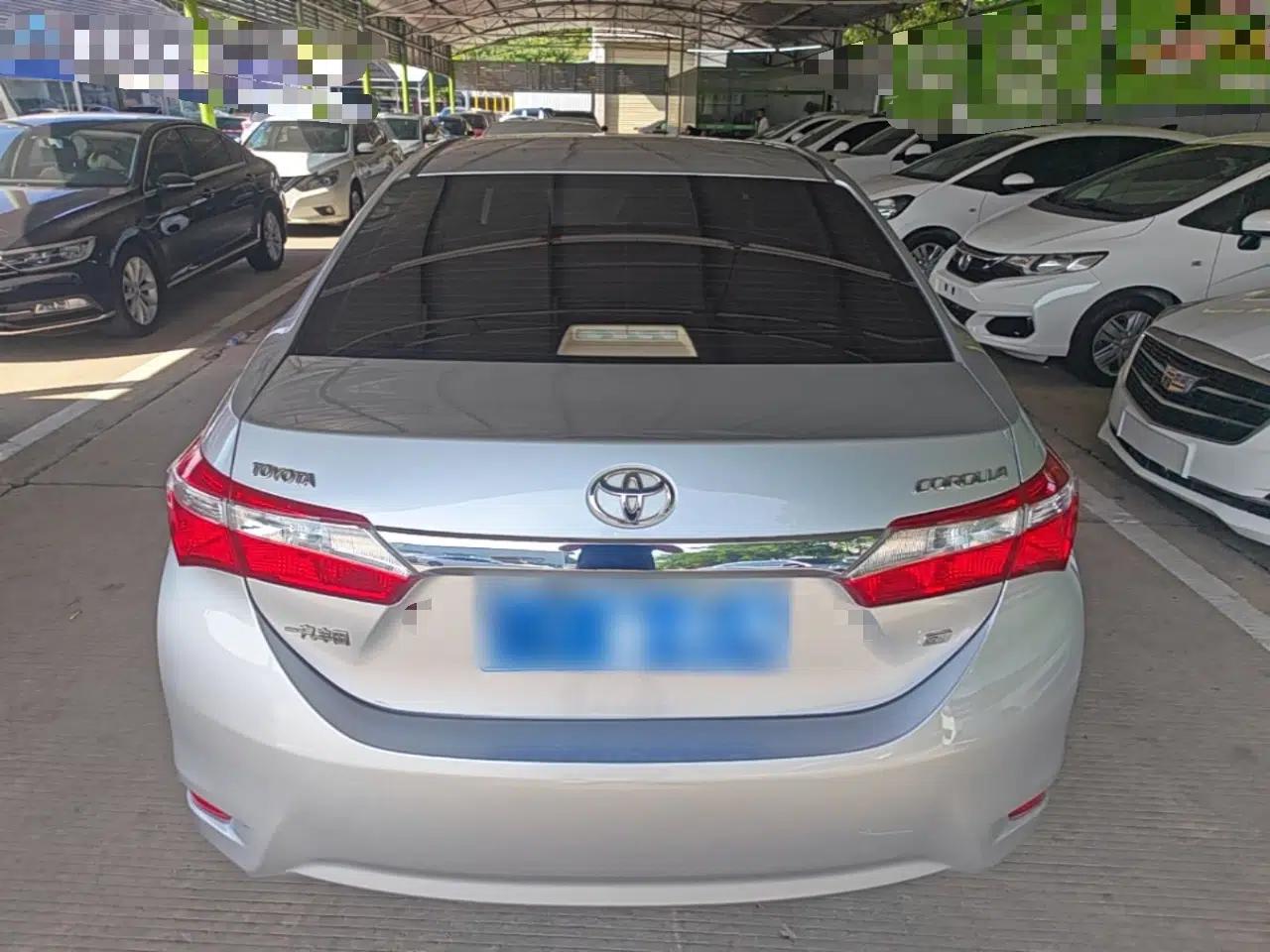 Toyota Corolla 2014 1.6L CVT GL — миниатюра 5