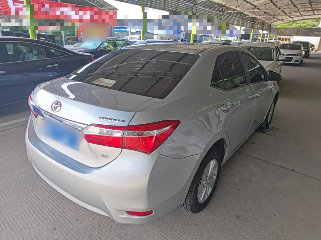 Toyota Corolla 2014 1.6L CVT GL — миниатюра 6
