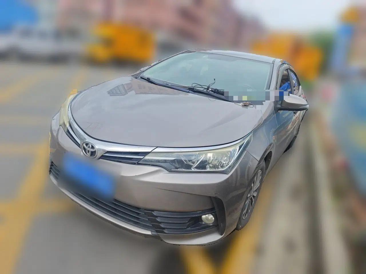 Toyota Corolla 2017 Revised Version 1.2T S-CVT GL — миниатюра 1