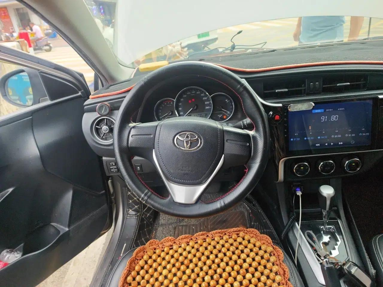 Toyota Corolla 2017 Revised Version 1.2T S-CVT GL — миниатюра 10