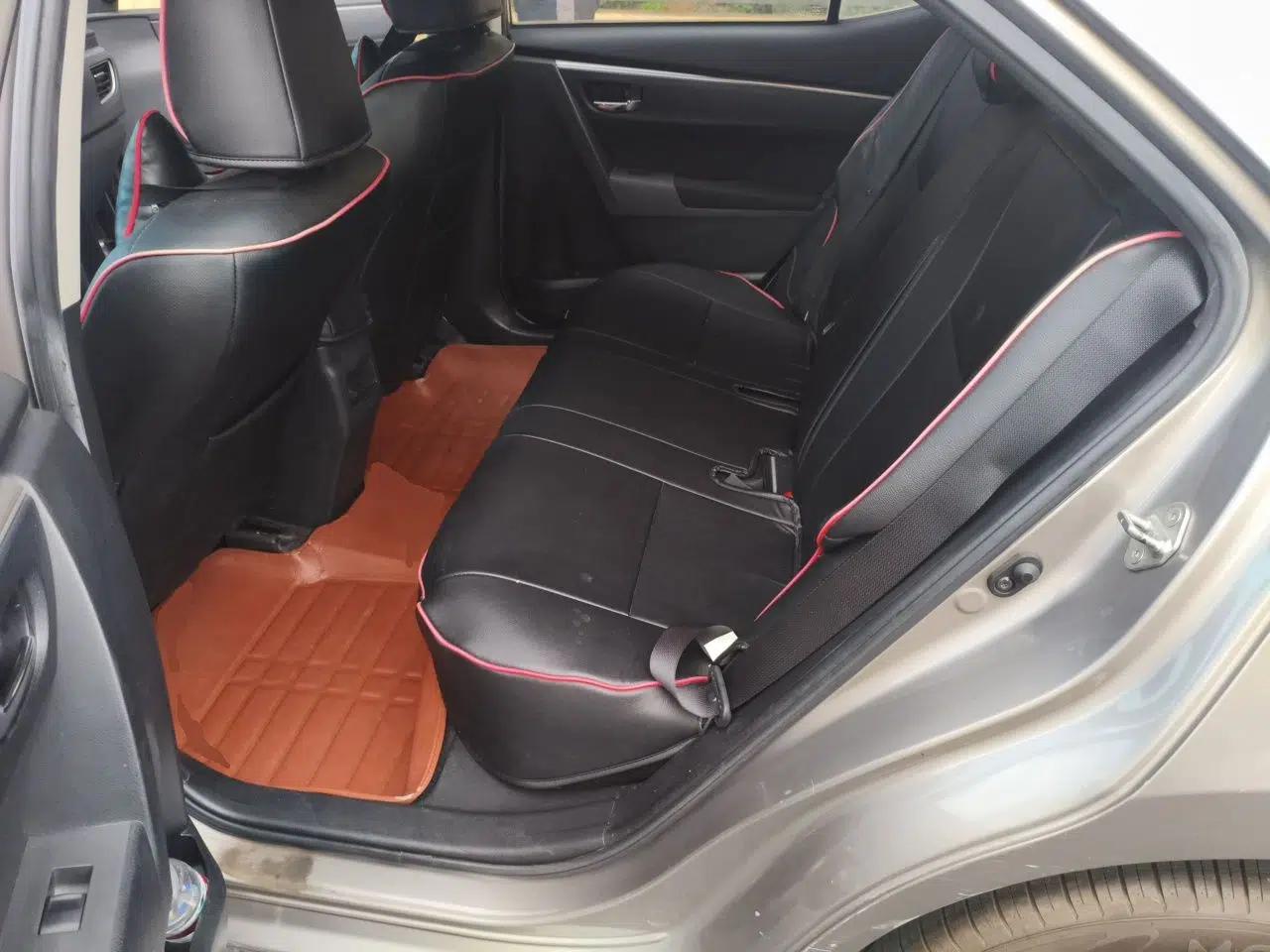 Toyota Corolla 2014 1.6L CVT GL — миниатюра 17