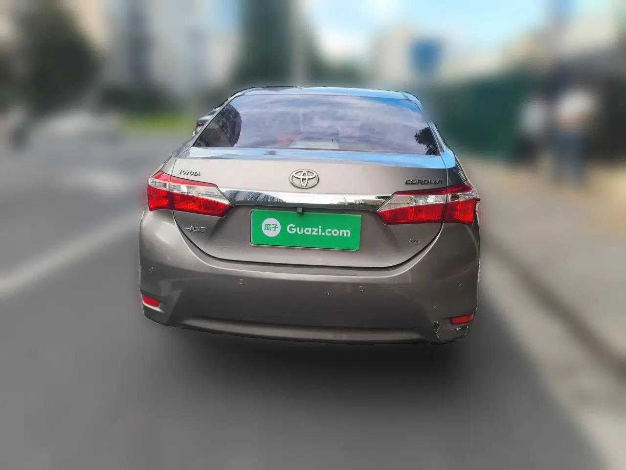 Toyota Corolla 2014 1.6L CVT GL — миниатюра 5