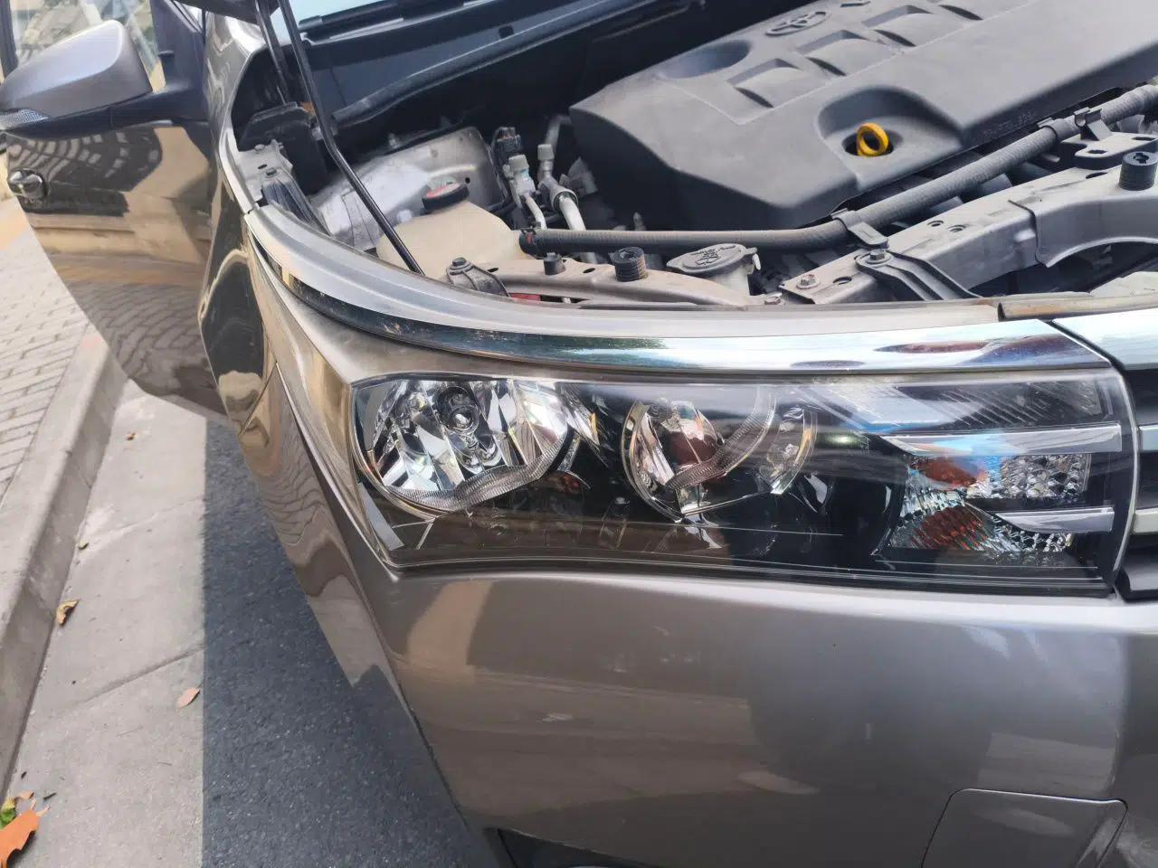 Toyota Corolla 2014 1.6L CVT GL — миниатюра 7