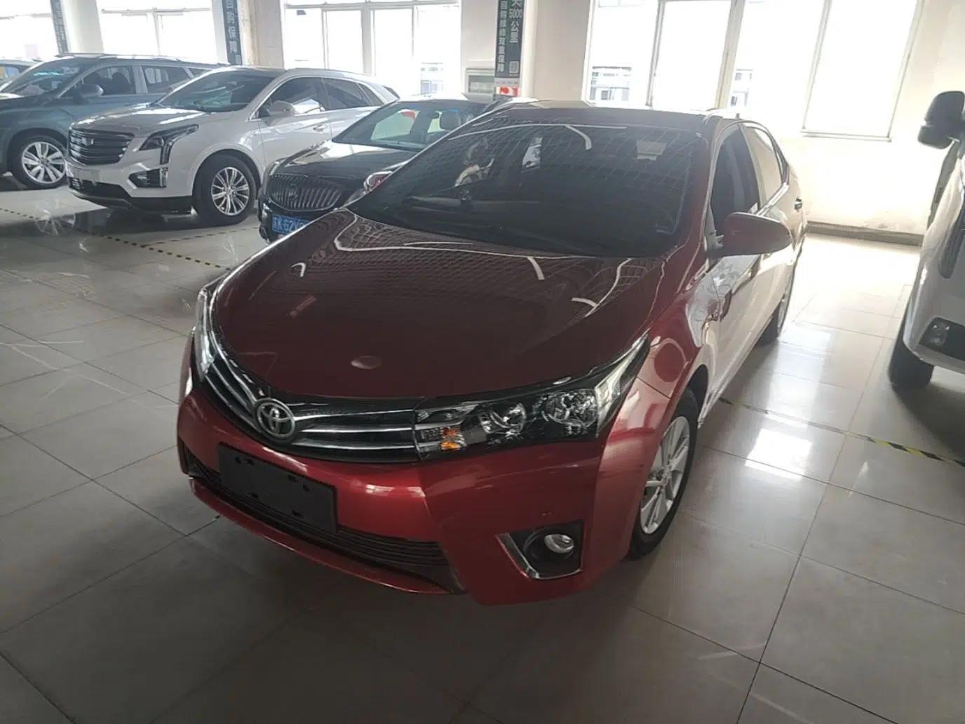 Toyota Corolla 2014 1.6L CVT GL — миниатюра 1