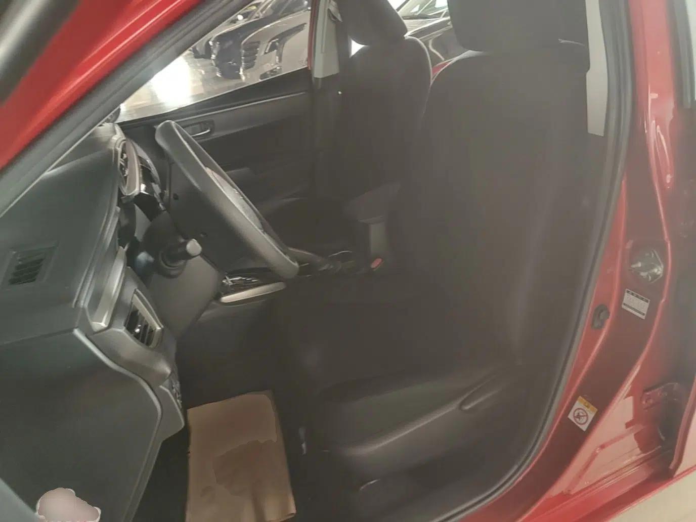 Toyota Corolla 2014 1.6L CVT GL — миниатюра 17
