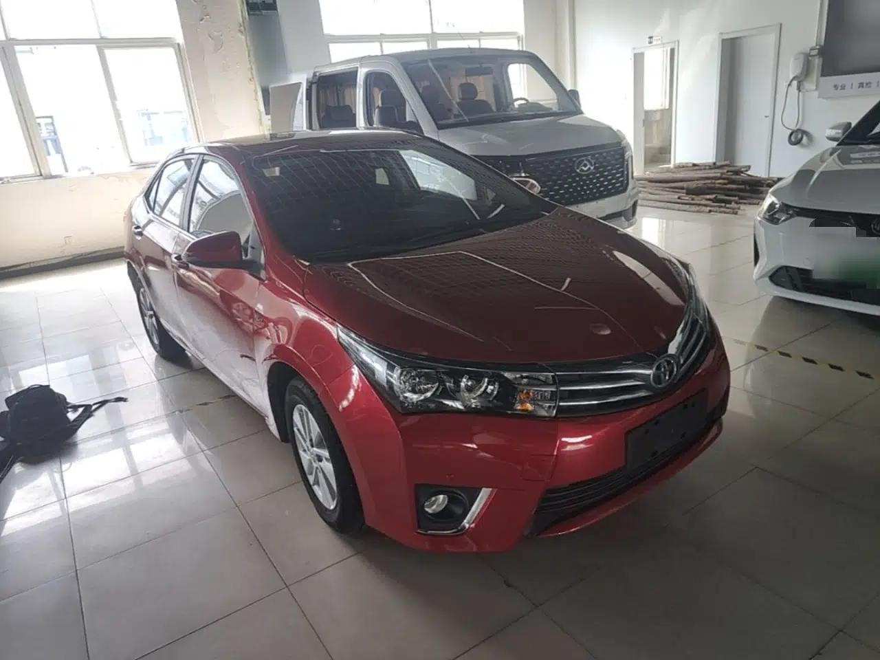 Toyota Corolla 2014 1.6L CVT GL — миниатюра 3