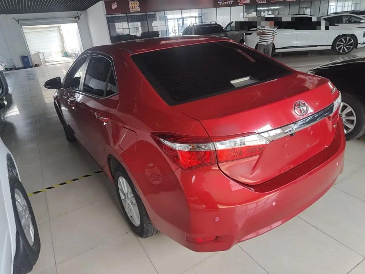 Toyota Corolla 2014 1.6L CVT GL — миниатюра 4