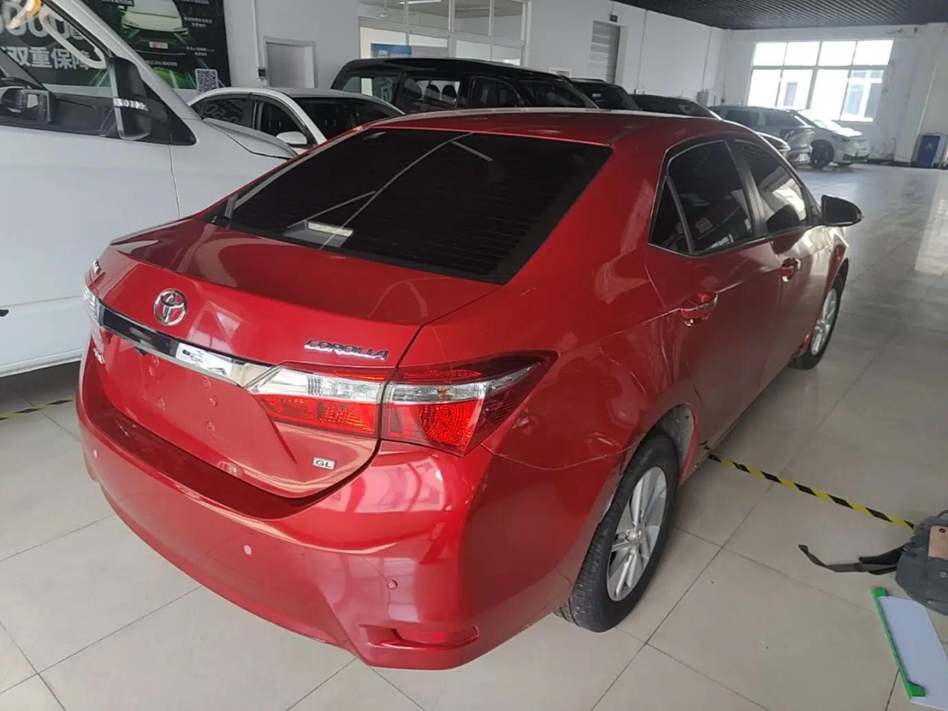 Toyota Corolla 2014 1.6L CVT GL — миниатюра 6