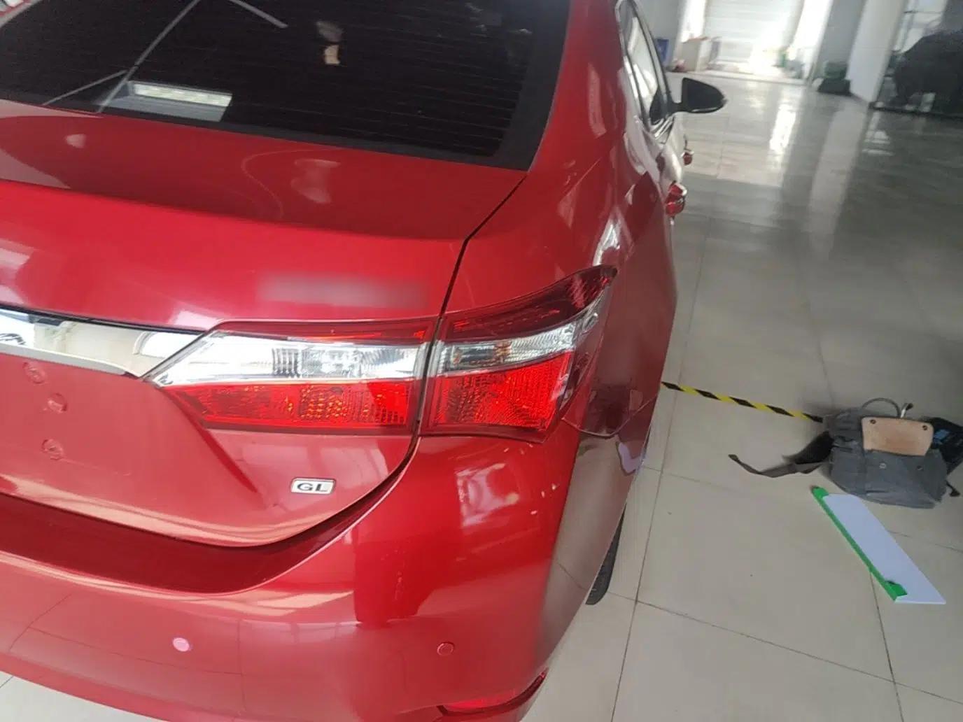 Toyota Corolla 2014 1.6L CVT GL — миниатюра 9