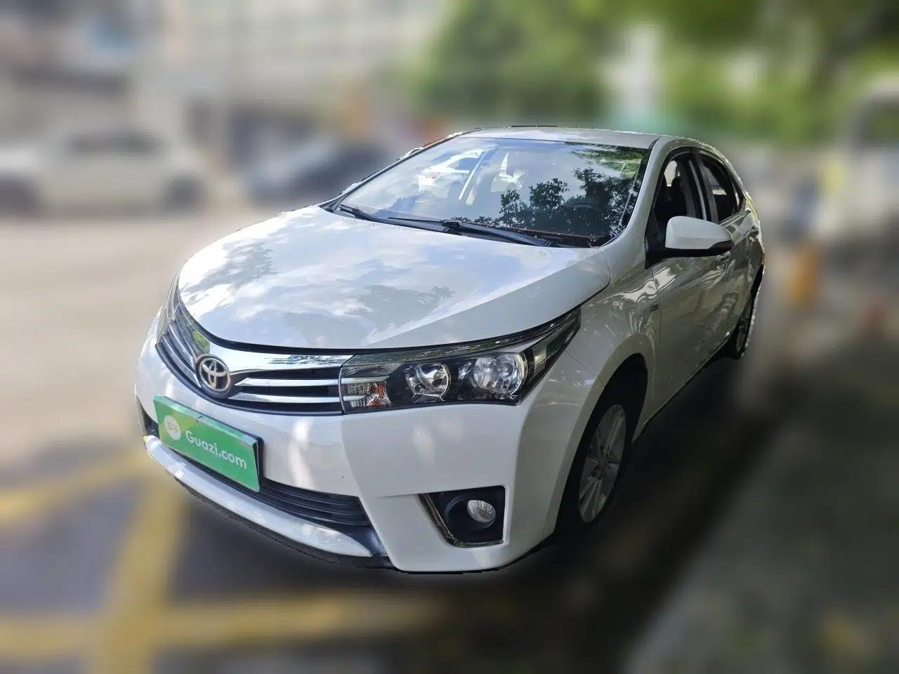Toyota Corolla 2014 1.6L CVT GL — миниатюра 1